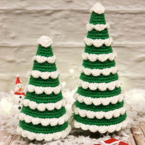 Juletræer med sne, gratis hækleopskrift