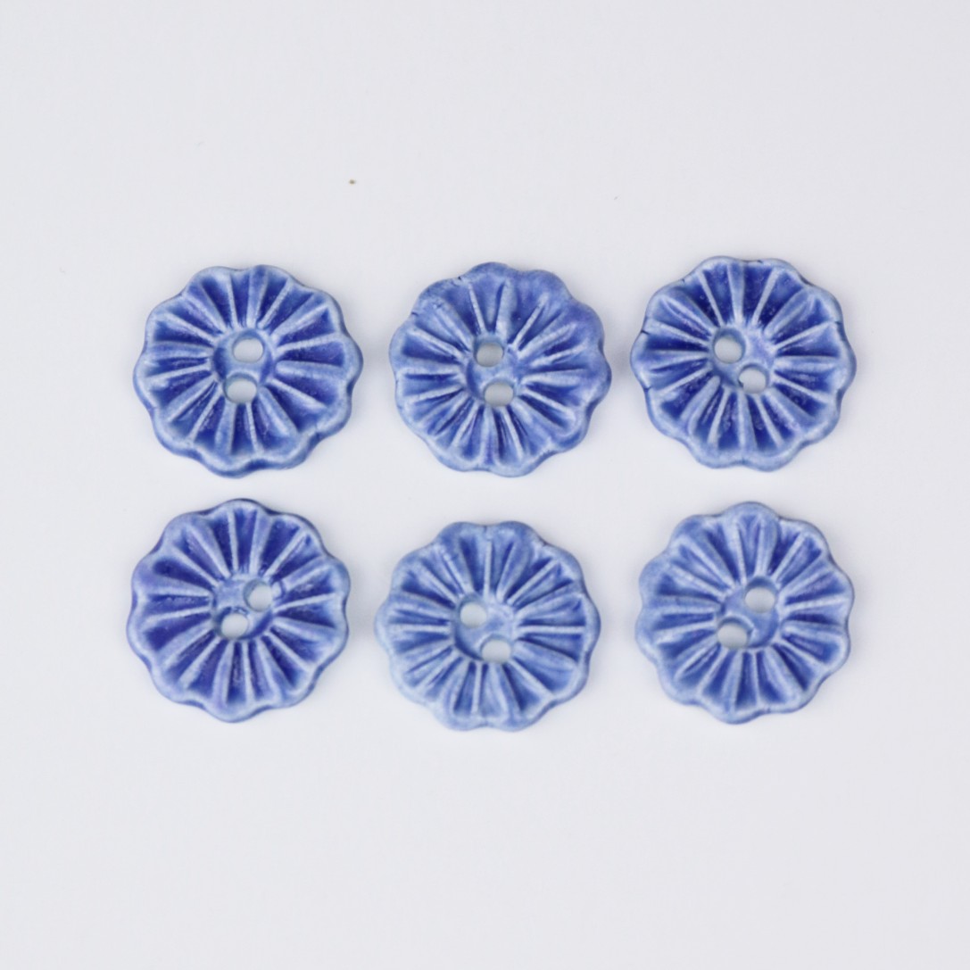 Håndlavede knapper, 6 stk, blå, 'Petite royal', nr. 3